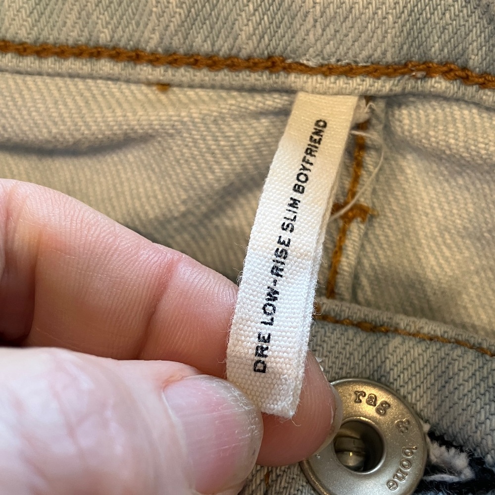 Rag & Bone Dre Low-Rise Slim Boyfriend Jeans in Light Blue